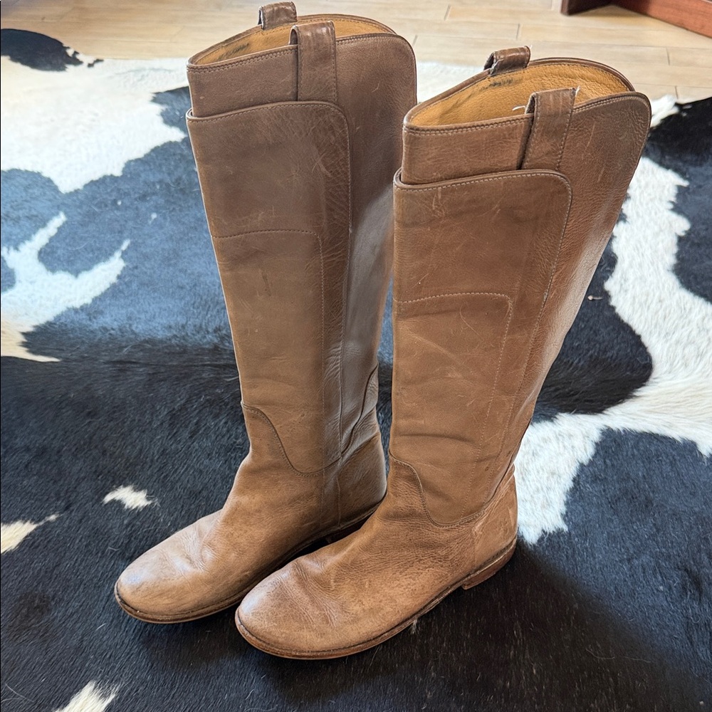 Frye women’s riding boots 9.5b (medium)